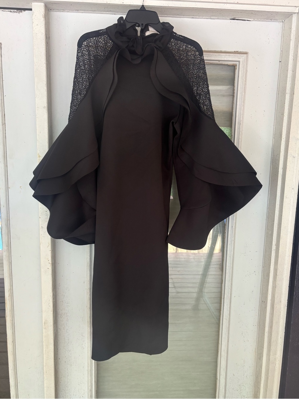 QuumBlack Ruffle Sleeve High-Neck Dress  size 3 xl but fits like a lg